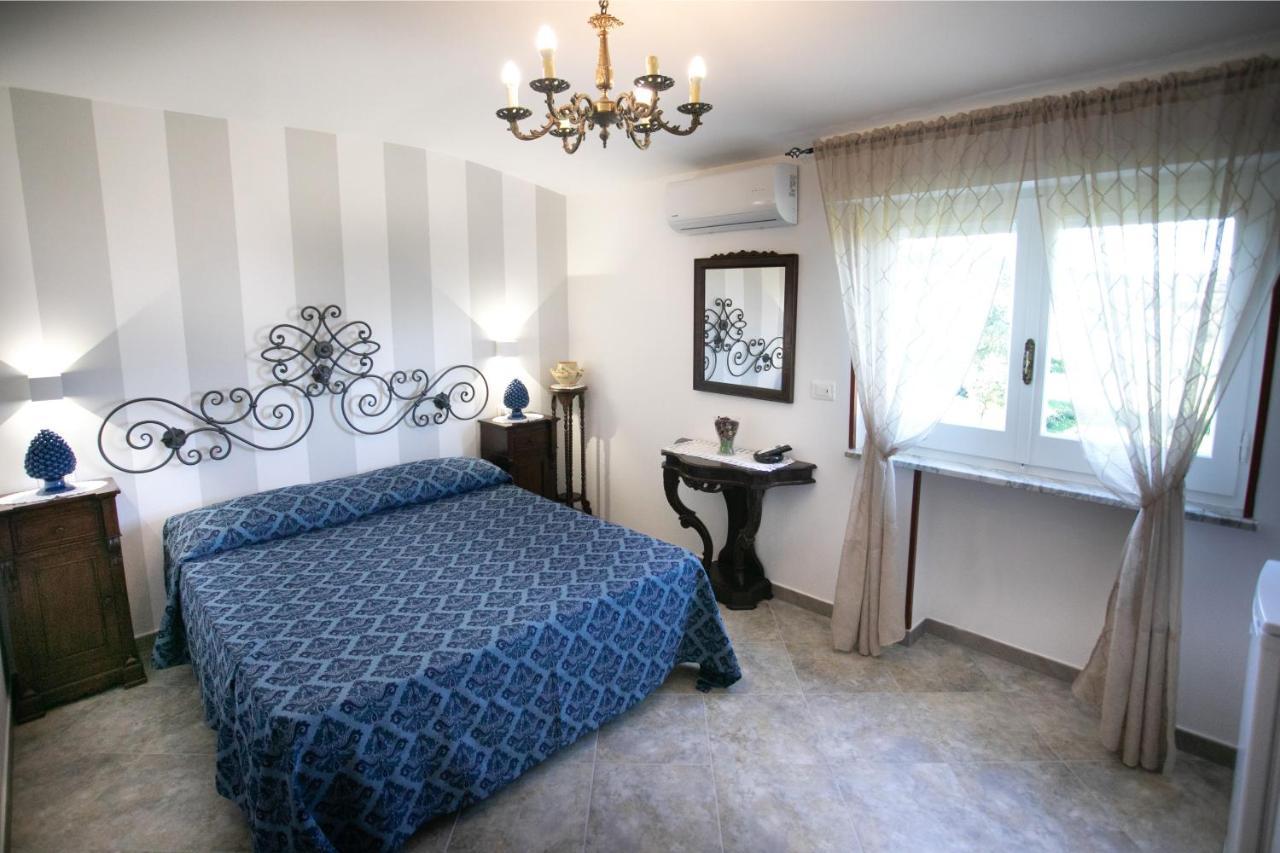 Bed & Breakfast Elisabeth Тропея Экстерьер фото