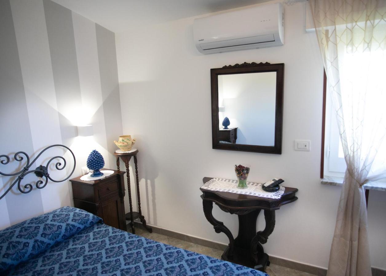 Bed & Breakfast Elisabeth Тропея Экстерьер фото
