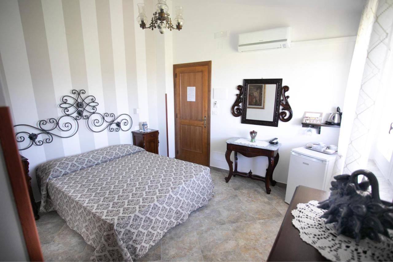 Bed & Breakfast Elisabeth Тропея Экстерьер фото